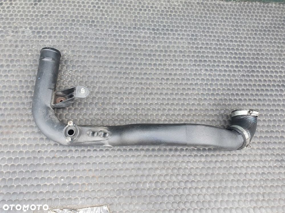 Rura 8D0145840S 3B0145834E Przewod Powietrza Kolanko Kruciec 1.9 TDI Audi A4 B5 B6 VW Passat B5 - 8