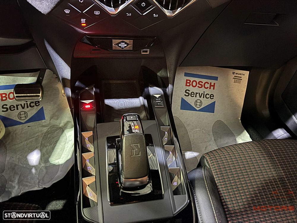 DS DS3 Crossback E-Tense Performance Line - 28