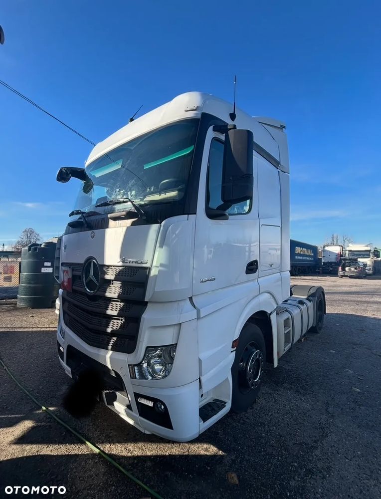 Mercedes-Benz ACTROS - 5