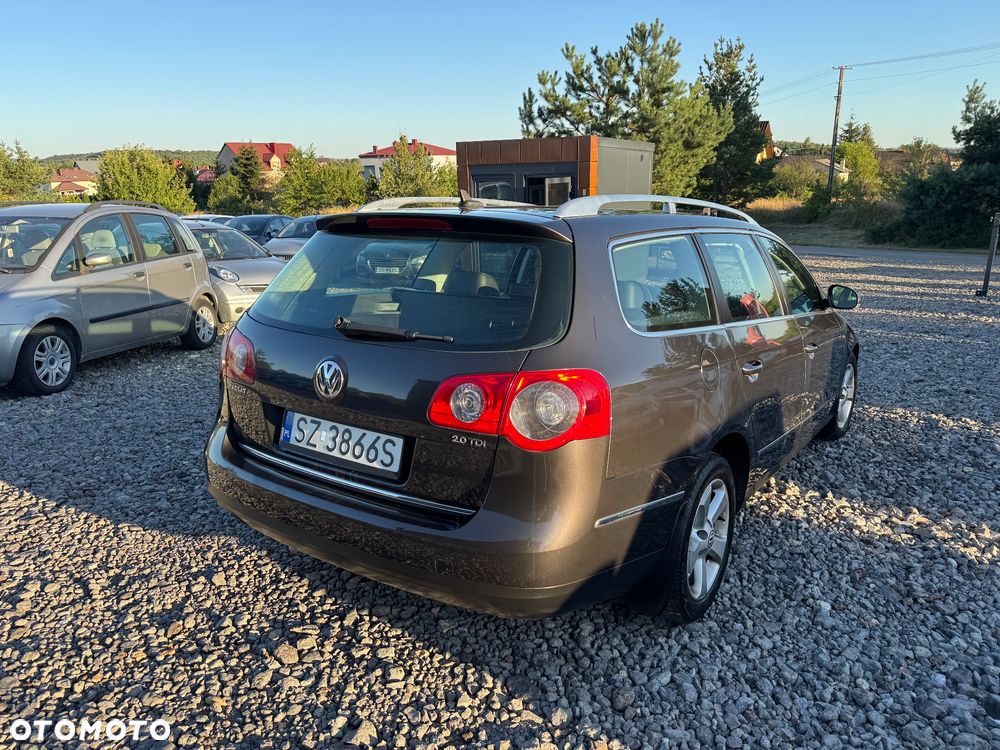 Volkswagen Passat 2.0 TDI Highline - 2