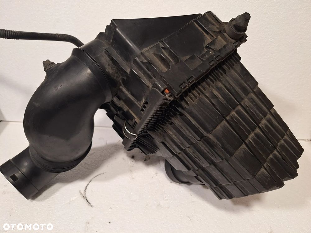 VW MULTIVAN T5 T6  OBUDOWA FILTRA POWIETRZA  7E0129601 7H0129620 - 3