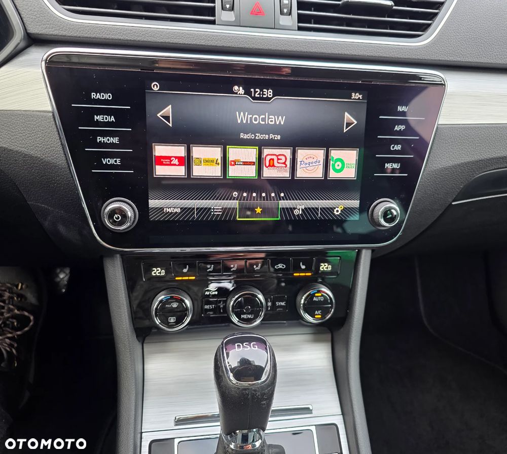 Skoda Superb 2.0 TDI DSG Sportline - 29