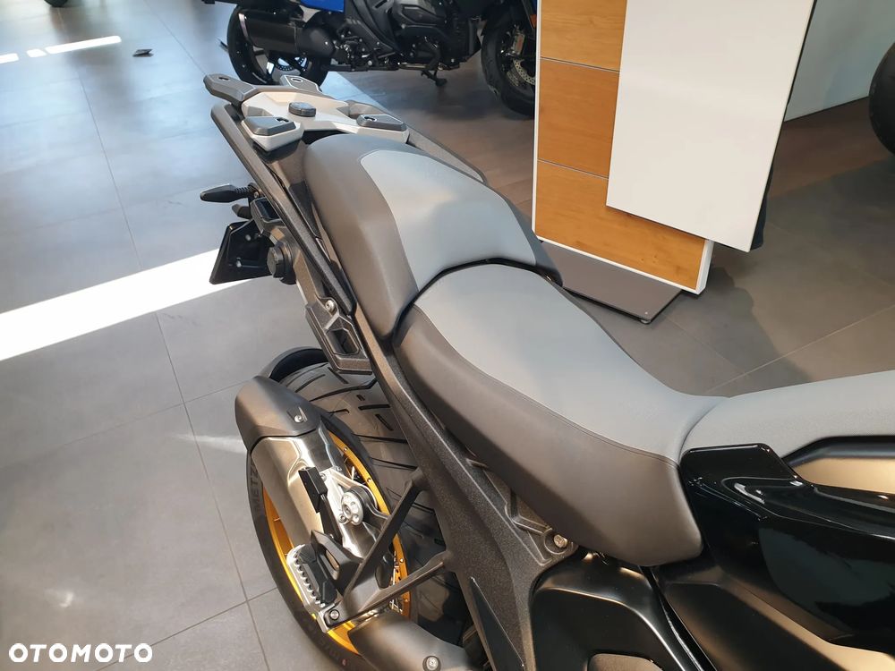 BMW R - 6