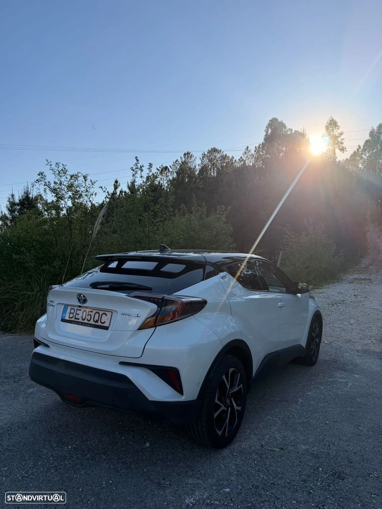 Toyota C-HR 1.8 HSD Exclusive+P.Luxury - 8