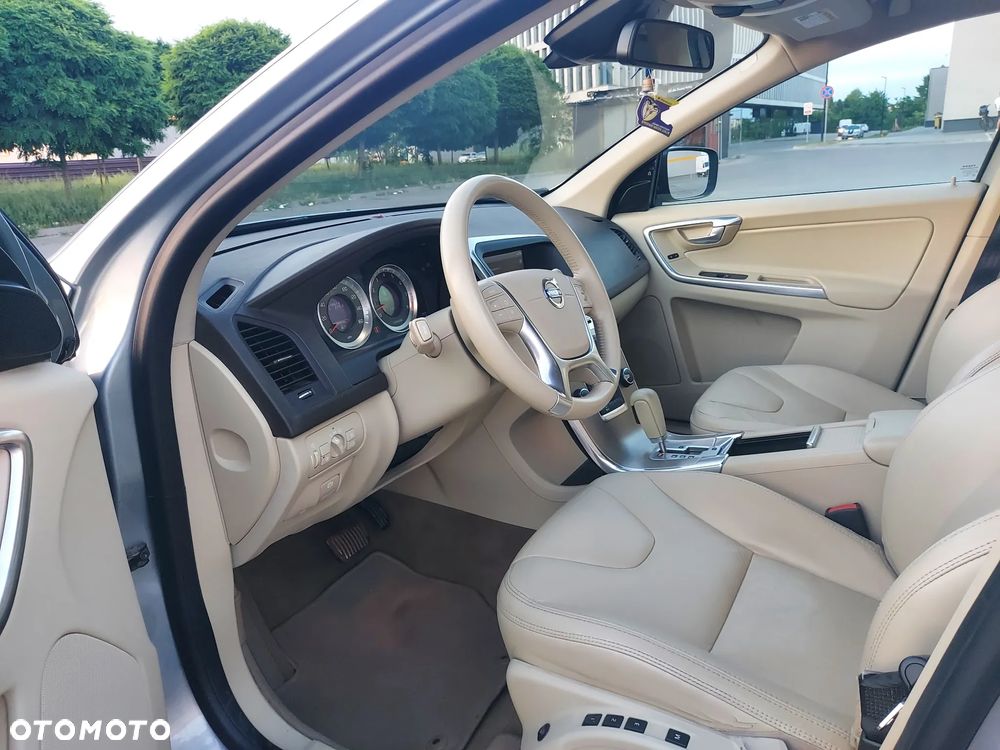 Volvo XC 60 - 10