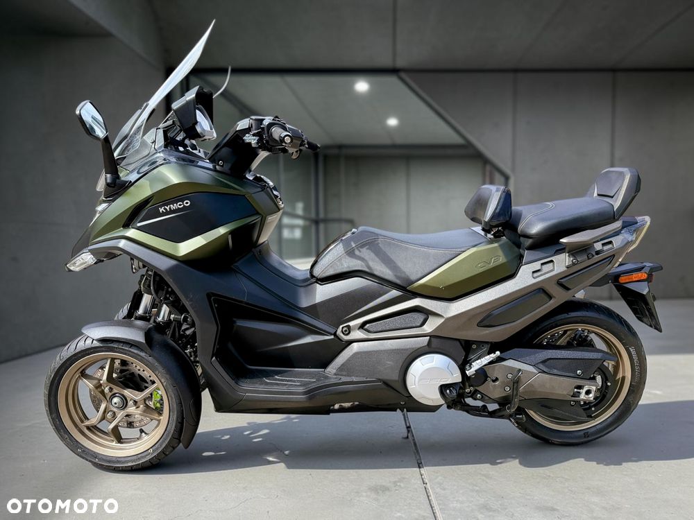 Kymco CV3 - 4
