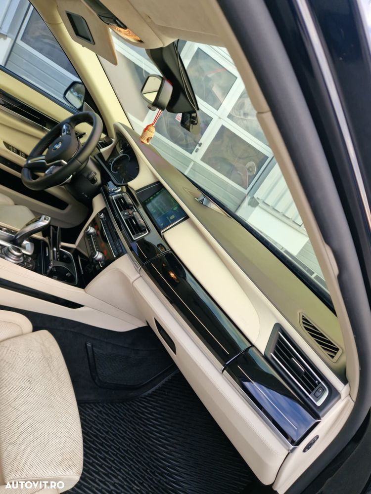 BMW Seria 7 730d BluePerformance Edition Exclusive - 14
