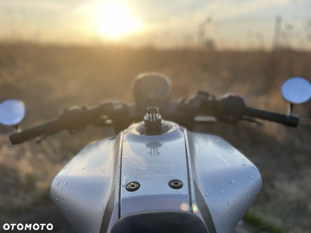 Husqvarna Vitpilen - 1