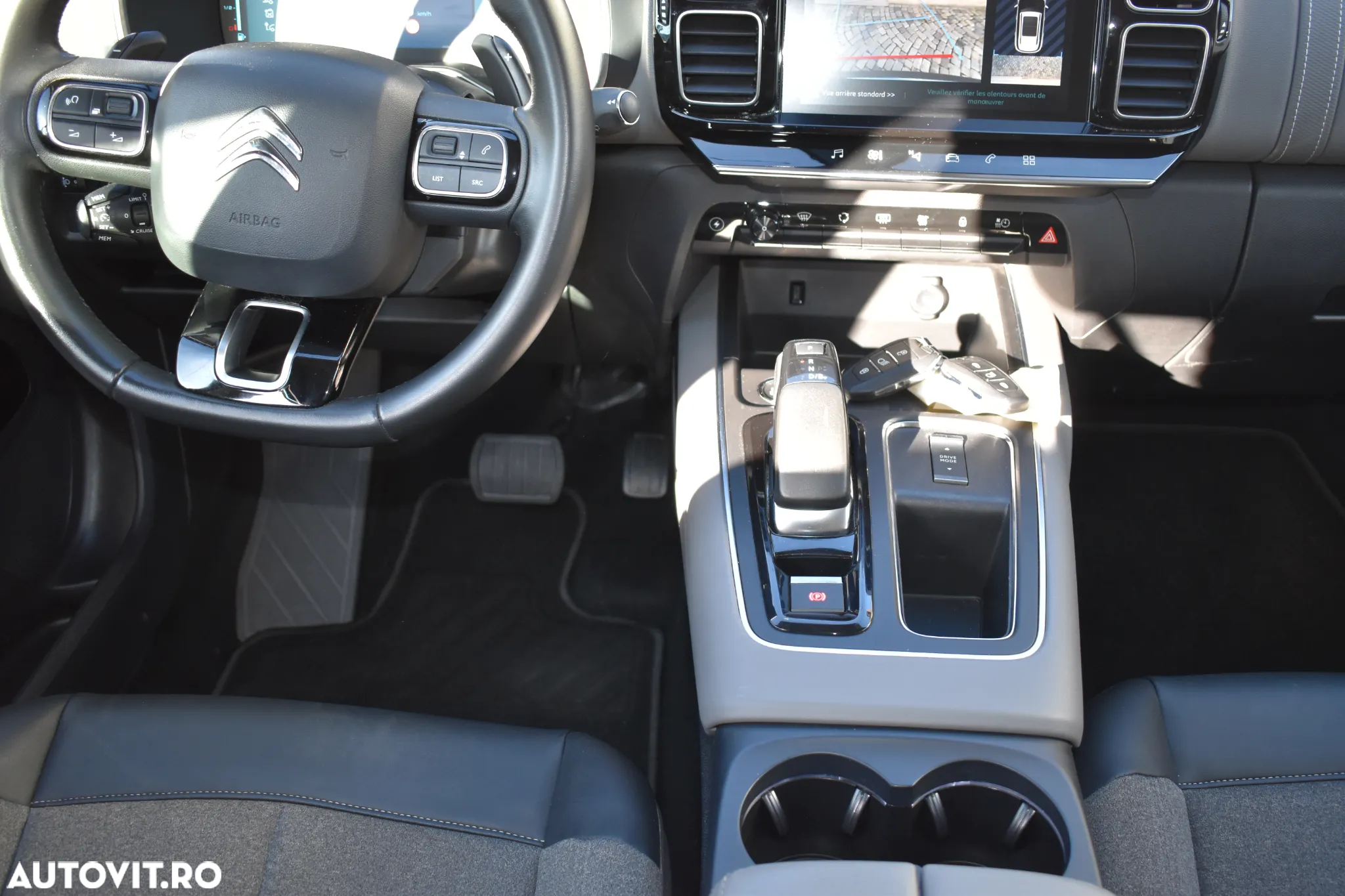 Citroën C5 Aircross 1.6 PHeV FWD 225 EAT8 Shine - 23
