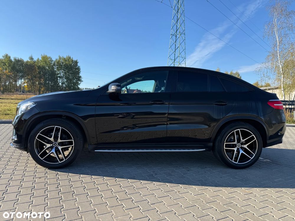 Mercedes-Benz GLE 350 d 4-Matic - 22