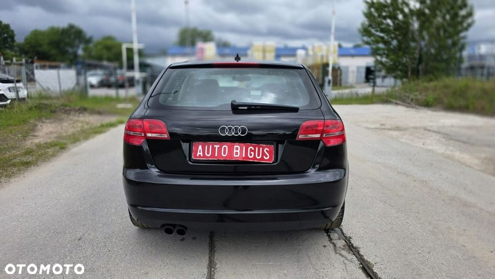 Audi A3 Sportback - 8