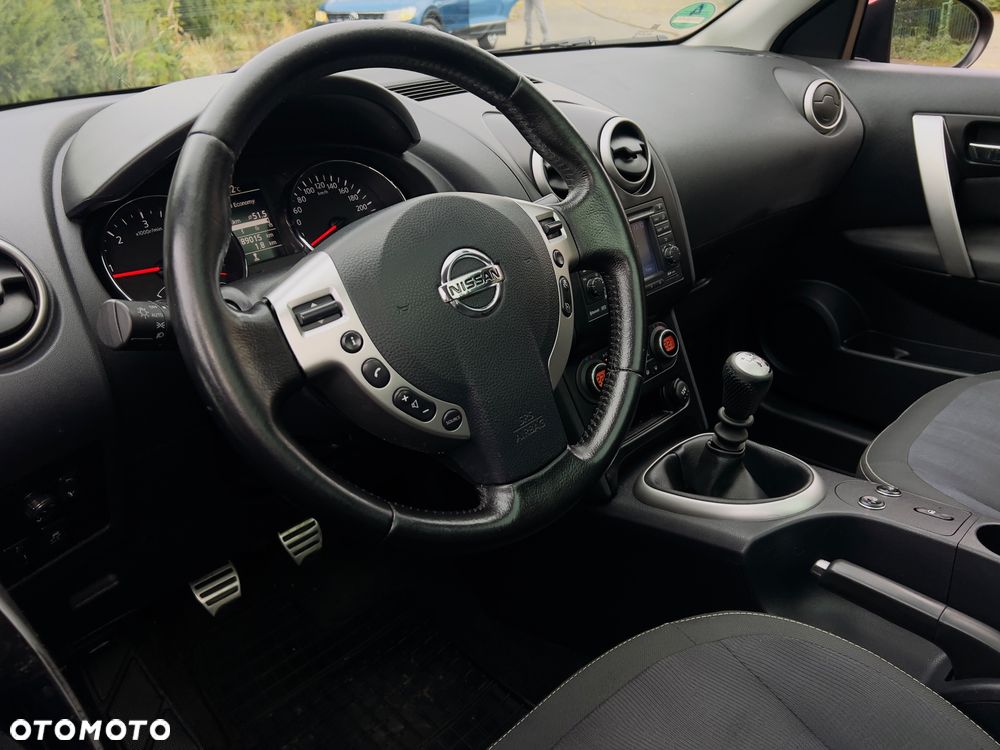 Nissan Qashqai 2.0 dCi DPF tekna - 21