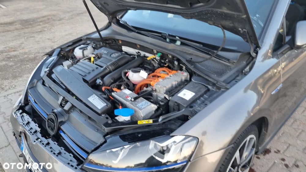 Volkswagen Golf 1.4 GTE Plug-In-Hybrid DSG - 28