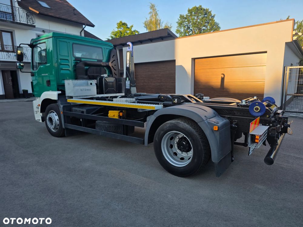 MAN TGM 18.340 urządzenie hakowe AXOR - 5