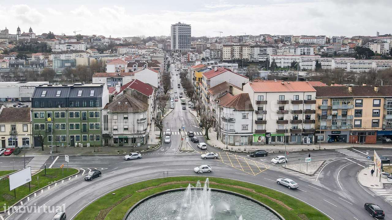 Prédio do Café Avenida Viseu - Grande imagem: 2/11