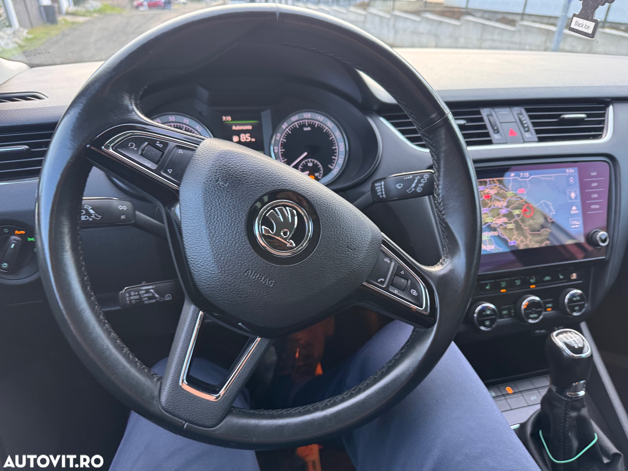 Skoda Octavia Combi Diesel 1.6 TDI Style - 27
