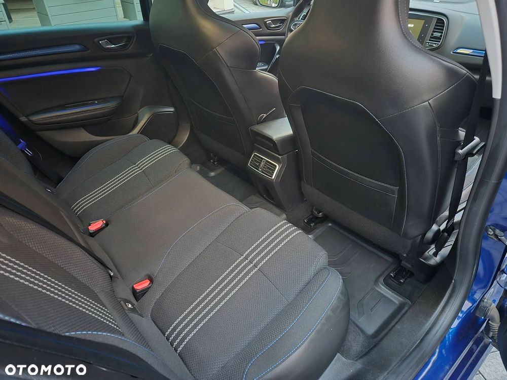 Renault Megane 1.6 dCi GT EDC - 8