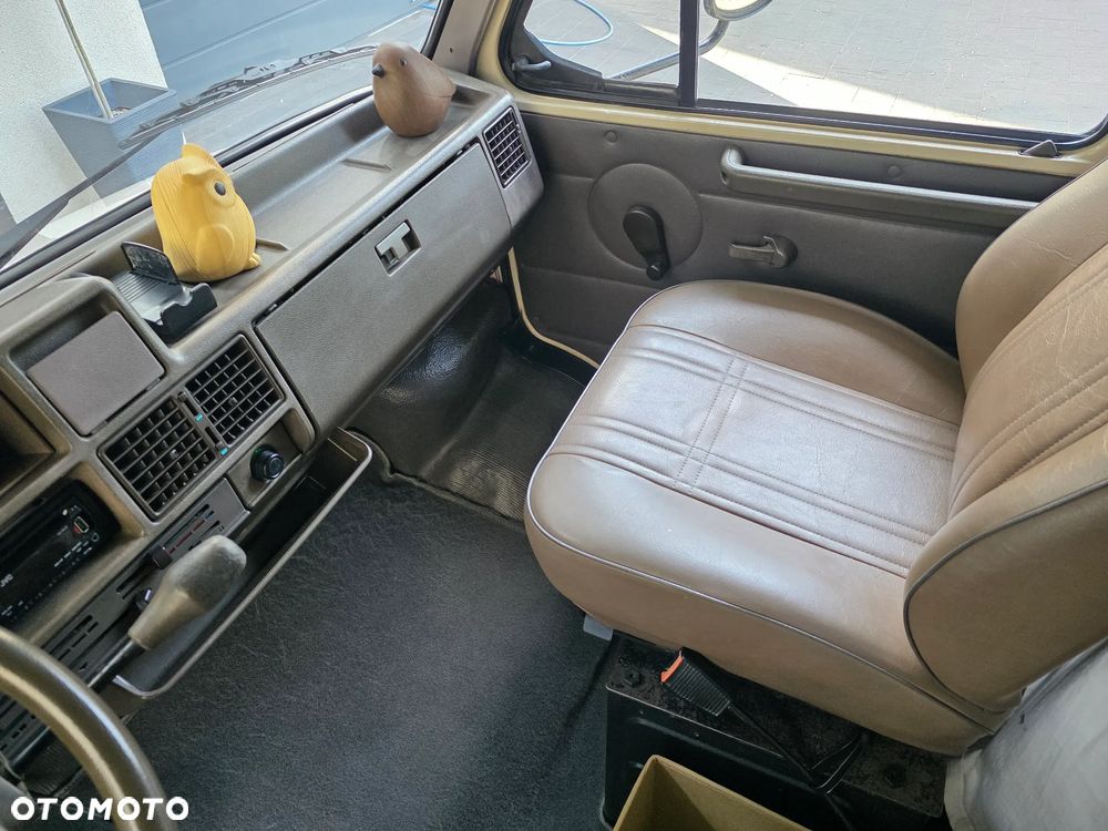 Peugeot J5 - 14