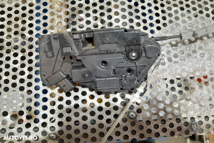 Broasca usa fata dreapta 5N1837016A Seat Ibiza 4 6J [2008 - 2012] Hat - 3