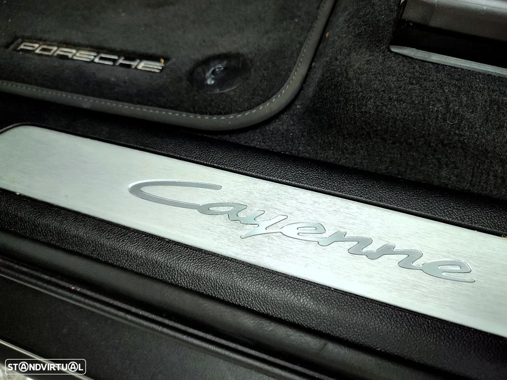 Porsche Cayenne E-Hybrid - 41