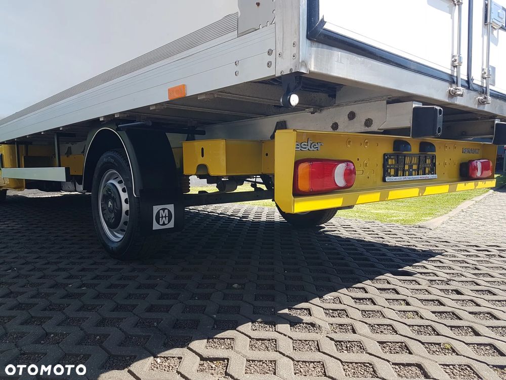 Renault MASTER KONTENER 8EP 4,22x2,24x2,24 KLIMA KRAJOWY MANUAL  6-BIEGÓW - 24