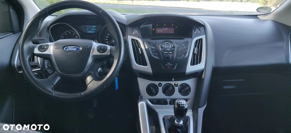 Ford Focus - 20