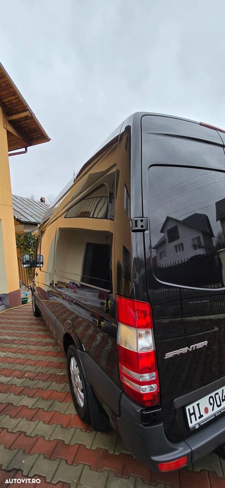 Mercedes-Benz Sprinter - 17