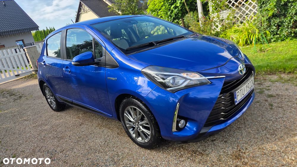 Toyota Yaris Hybrid 100 Premium EU6 - 1
