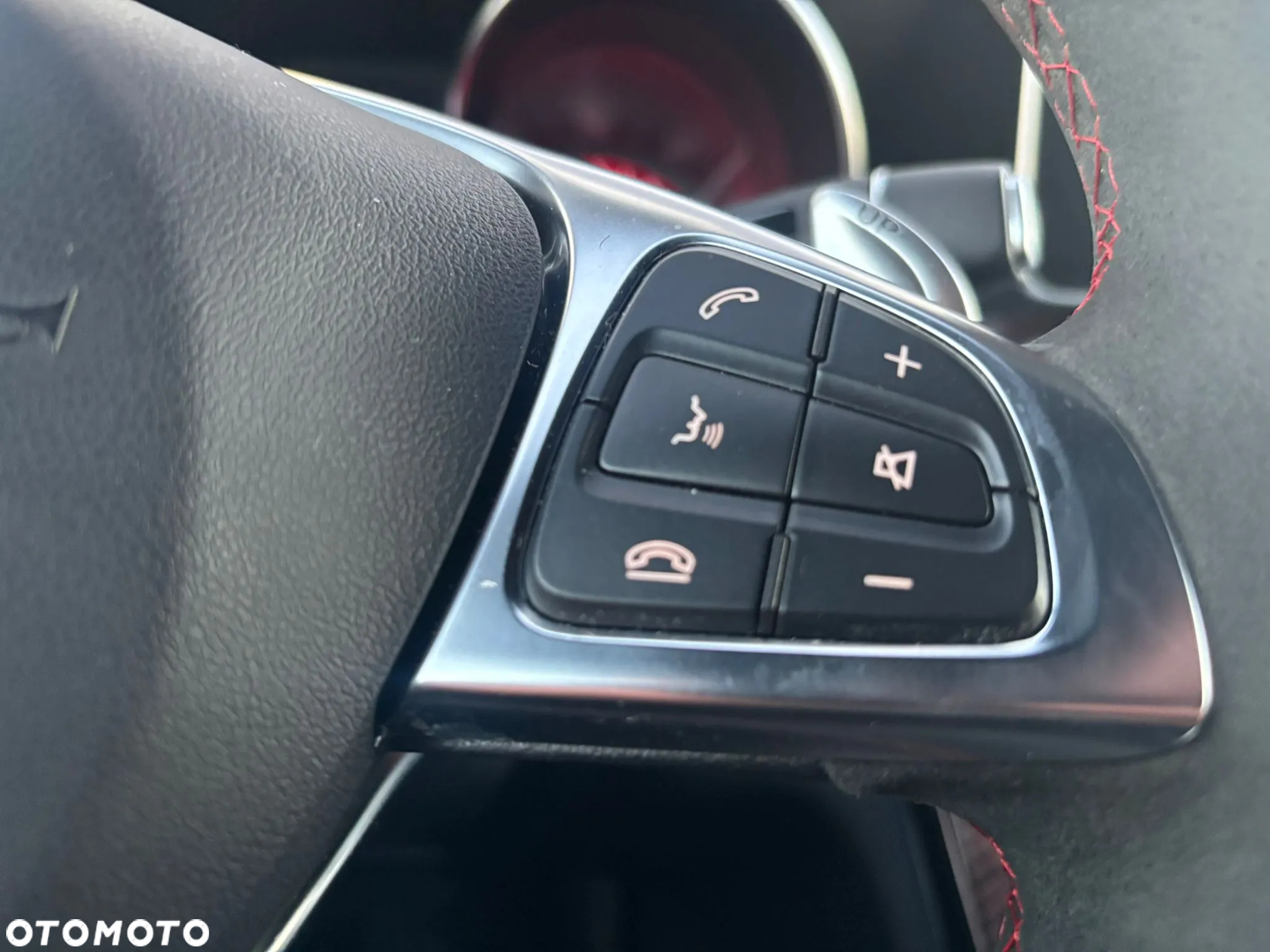 Mercedes-Benz Klasa C AMG 63 S AMG Speedshift 7G-MCT Edition 1 - 35