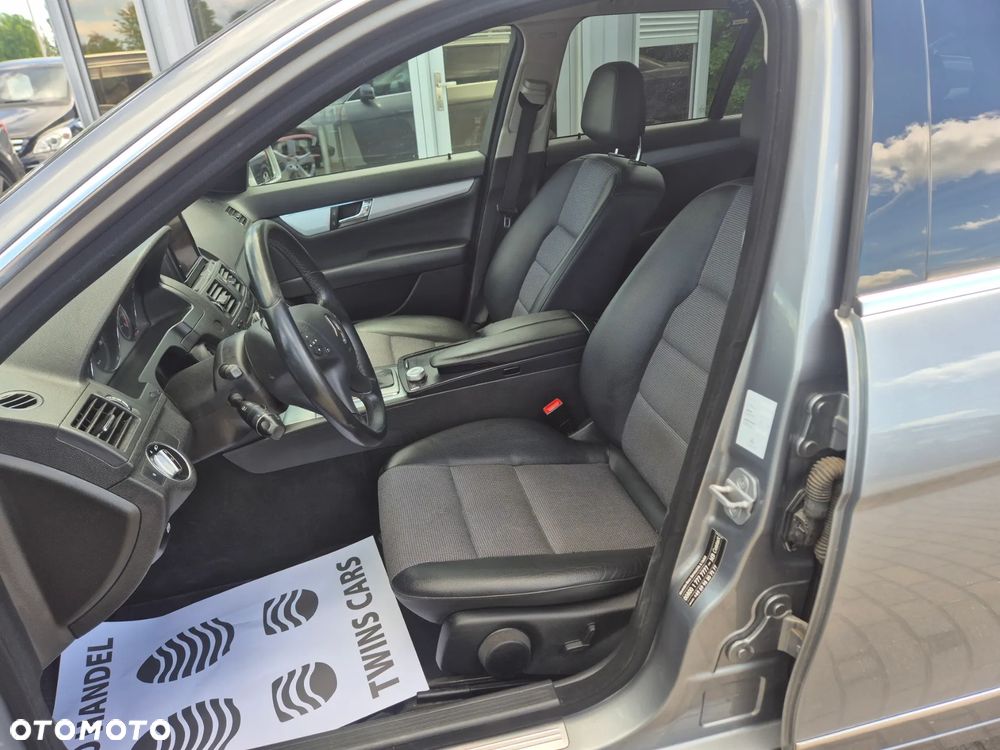 Mercedes-Benz Klasa C 200 (BlueEFFICIENCY) 7G-TRONIC Avantgarde - 12