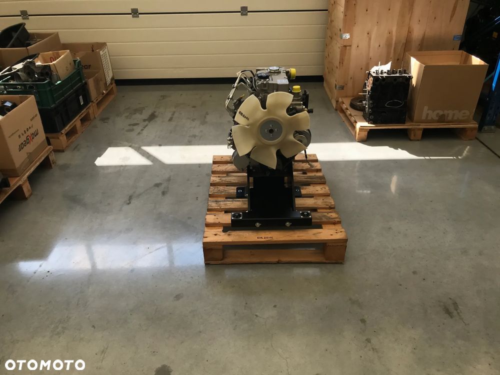 SILNIK Perkins 403D-11 403D 11 15900netto - 2