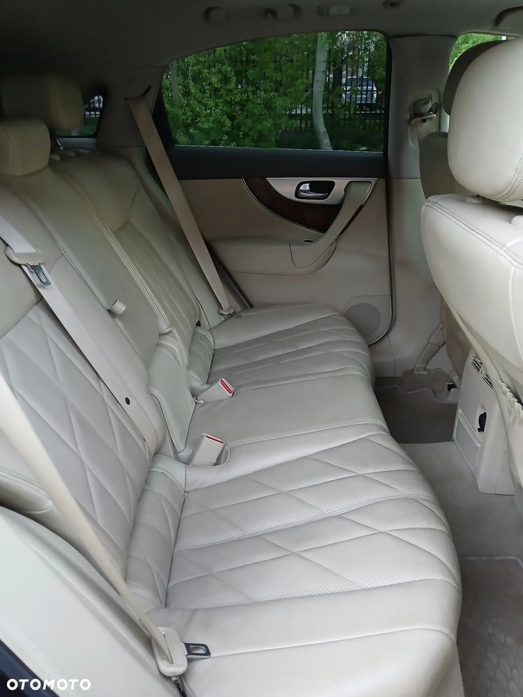 Infiniti FX FX30d AWD S - 10
