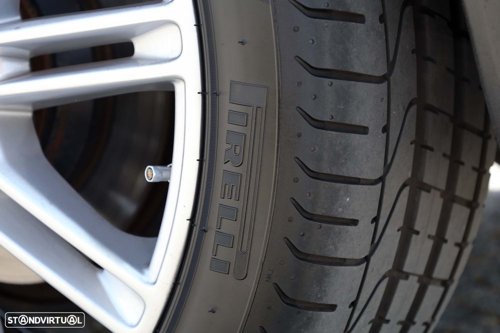 Porsche Cayenne 3.0 V6 - 12