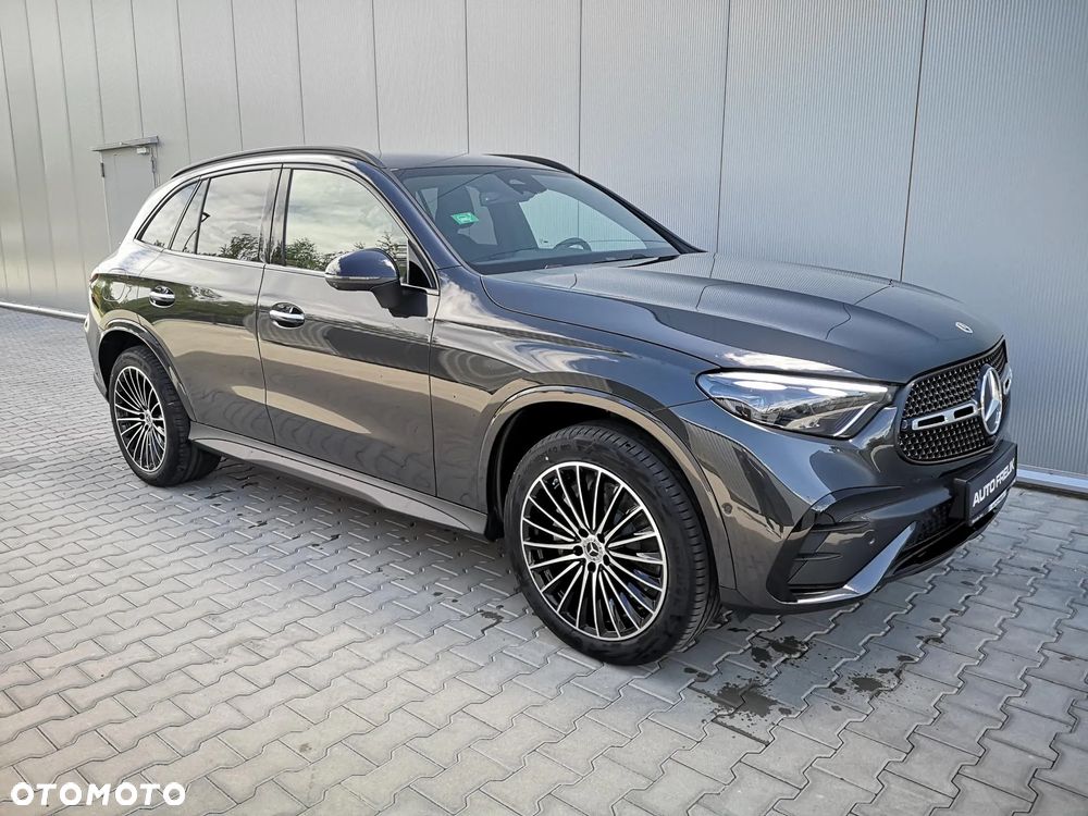 Mercedes-Benz GLC 300 e PHEV 4-Matic AMG Line - 4