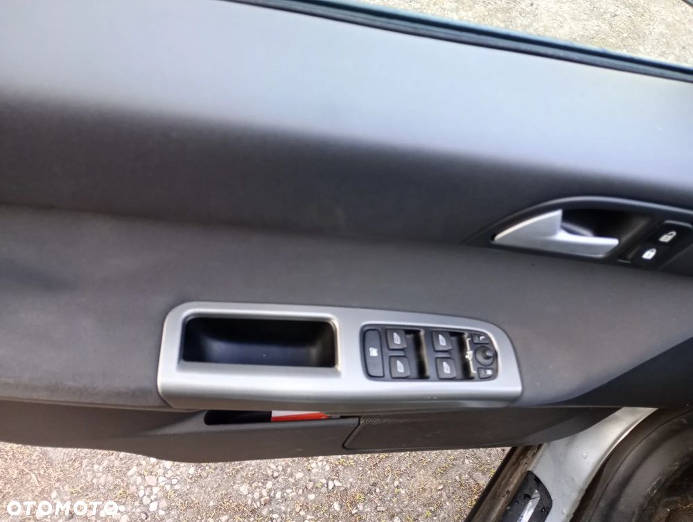 Volvo V50 2.0D - 10