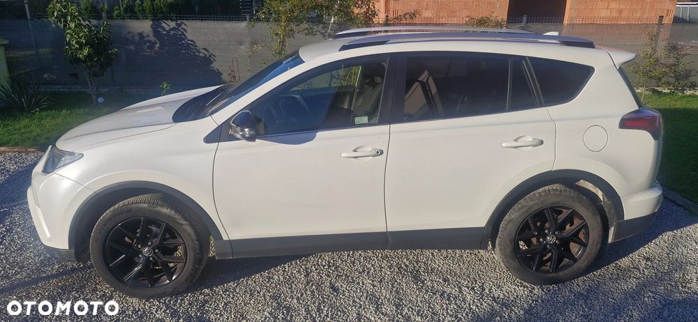 Toyota RAV4 2.0 D-4D Premium 4x2 - 5