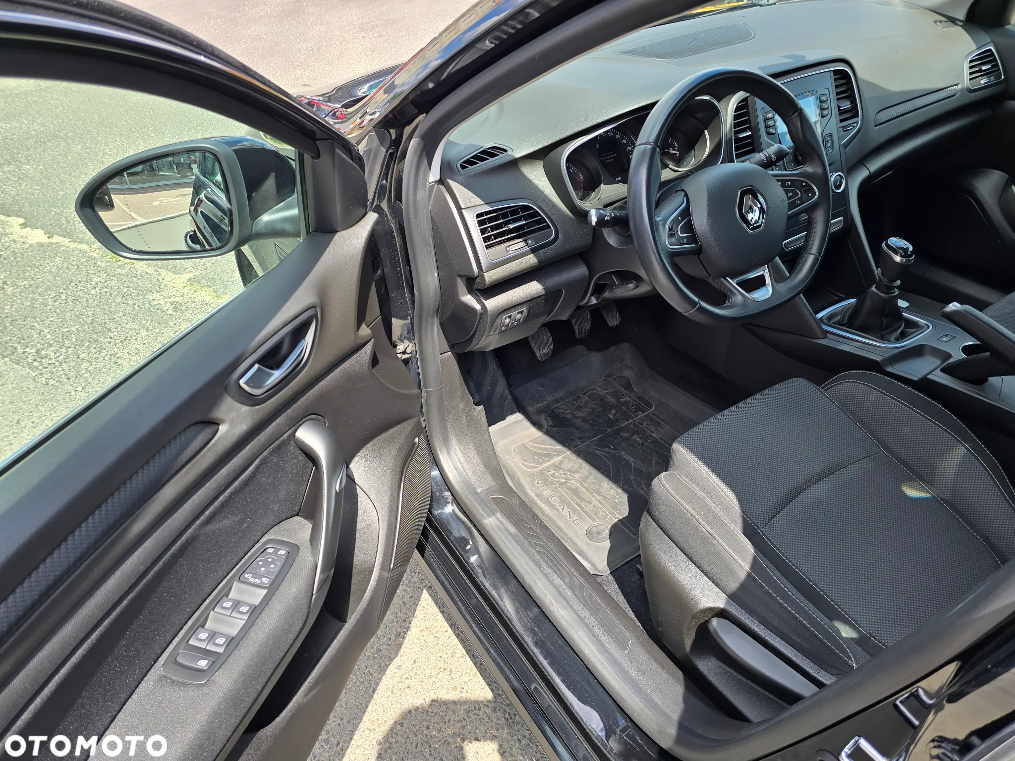 Renault Megane 1.3 TCe FAP Business - 14