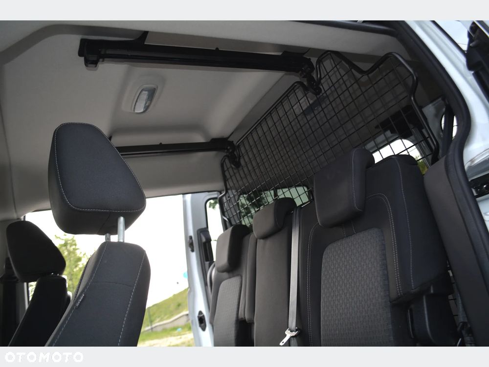 Ford Transit Connect - 15