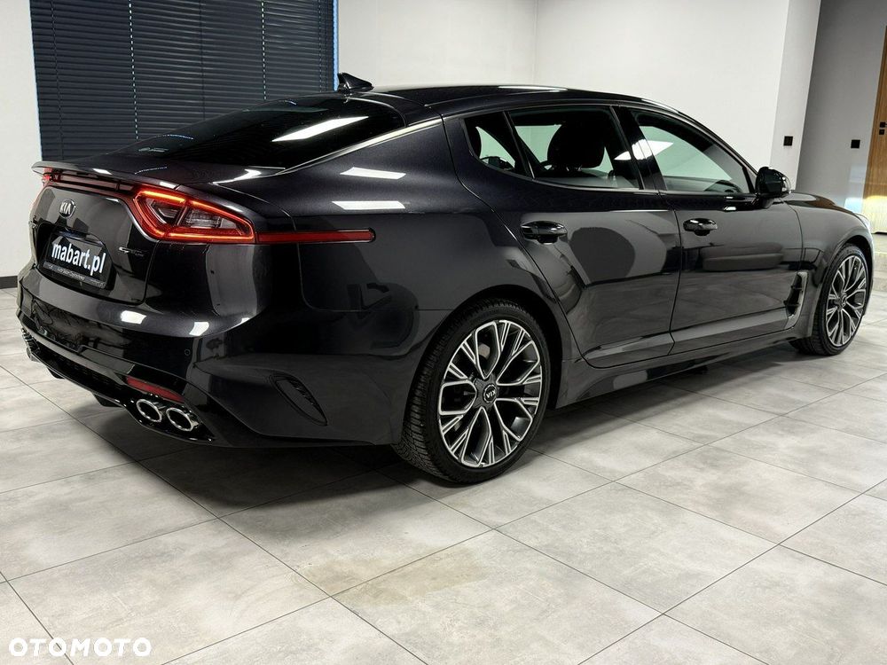 Kia Stinger 2.0 T-GDI GT Line - 6