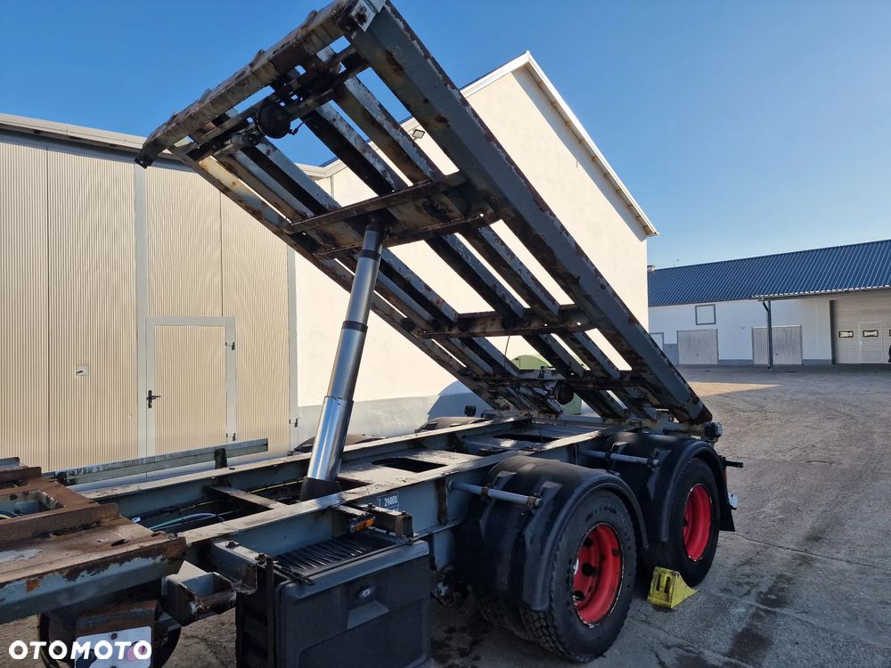 Kel-Berg Przyczepa Hakowiec Wywrotka do Przewozu Kontenerów 6,50 m - 7,00 m - 12