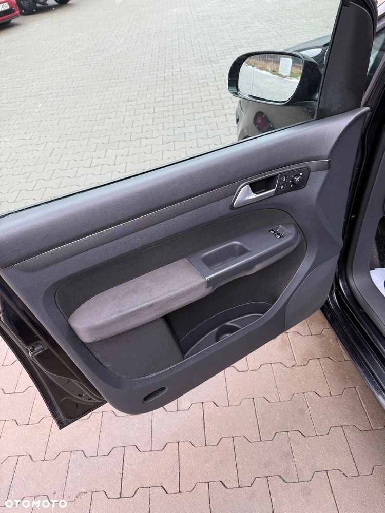 Volkswagen Touran 1.9 TDI Trendline - 17