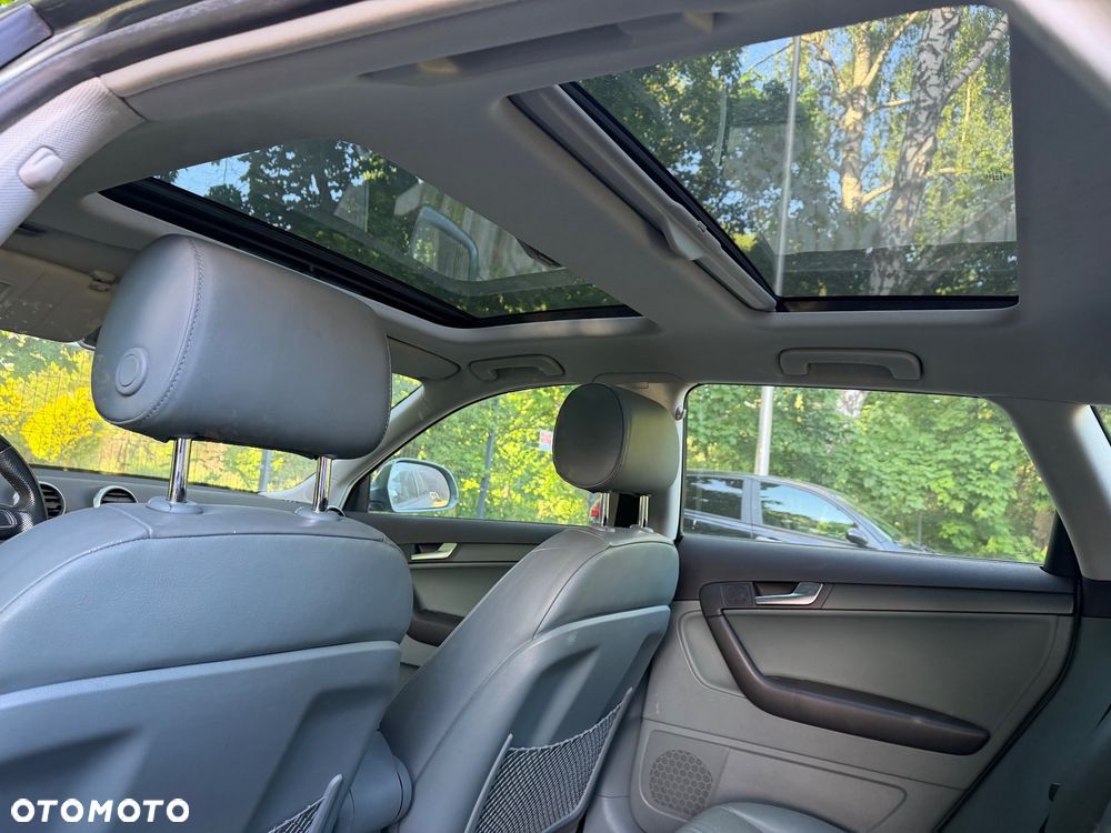 Audi A3 Sportback 2.0 TDI DPF S tronic Ambiente - 28