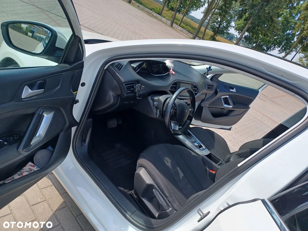 Peugeot 508 ver-1-6-bluehdi-active-s-s - 12