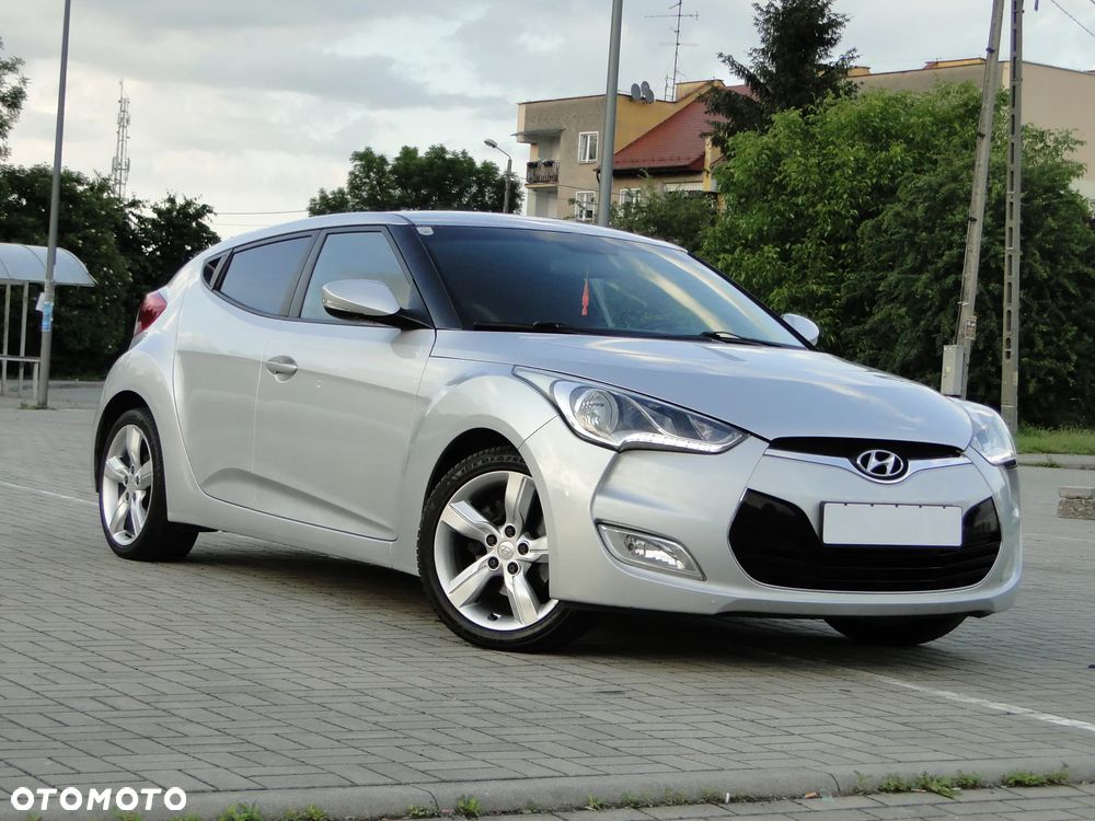 Hyundai Veloster 1.6 Premium - 1