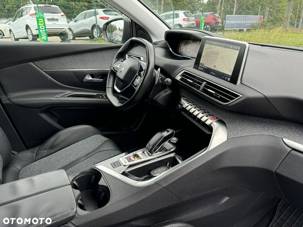 Peugeot 3008 PureTech 130 Stop & Start GPF EAT8 Allure Pack - 37