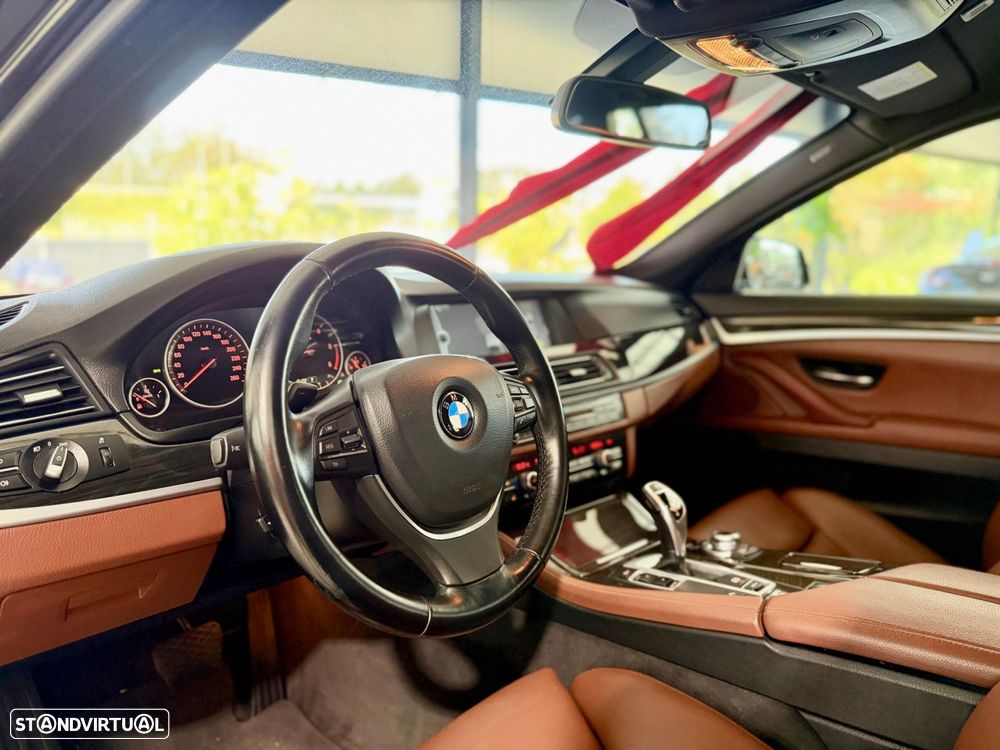 BMW 520 d Line Luxury Auto - 3