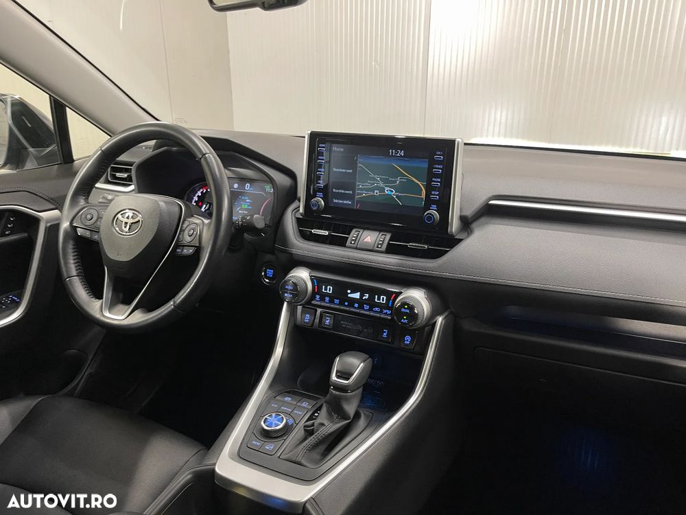 Toyota RAV4 2.0P CVT AWD Luxury - 9