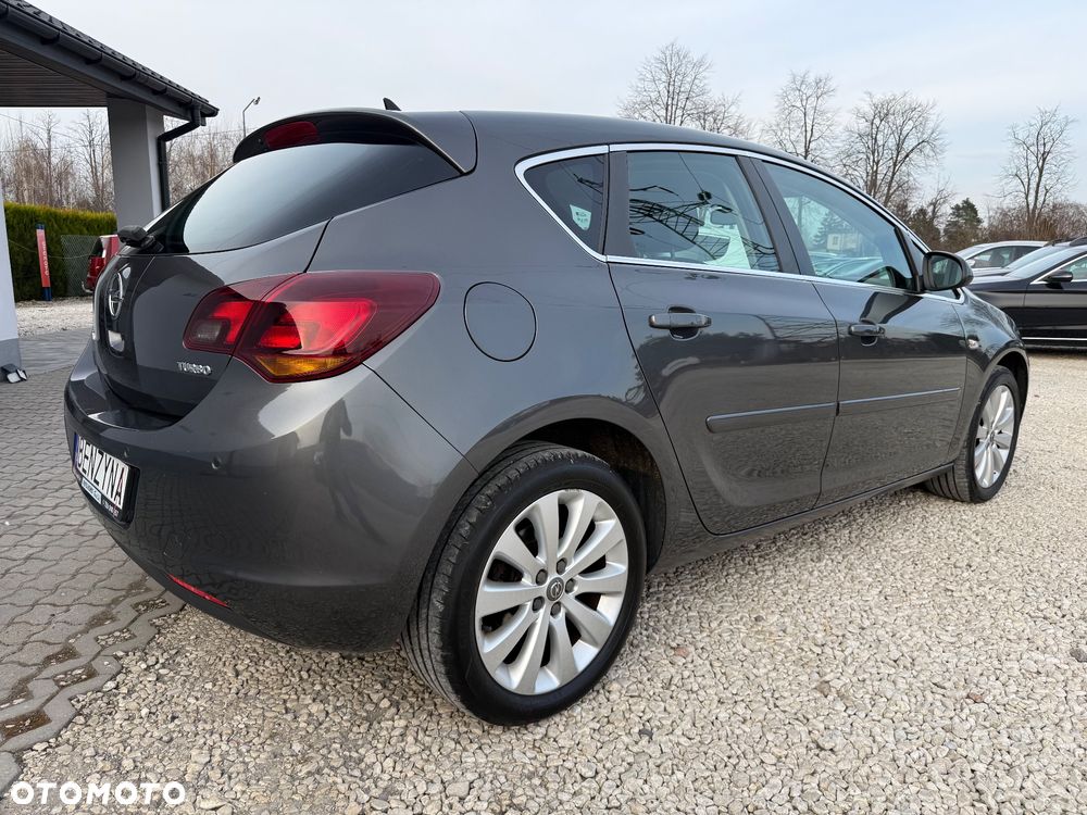 Opel Astra 1.4 T Cosmo - 15