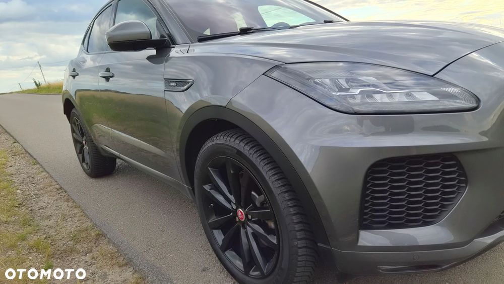 Jaguar E-Pace - 10