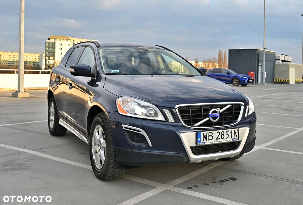 Volvo XC 60 D4 Momentum - 2